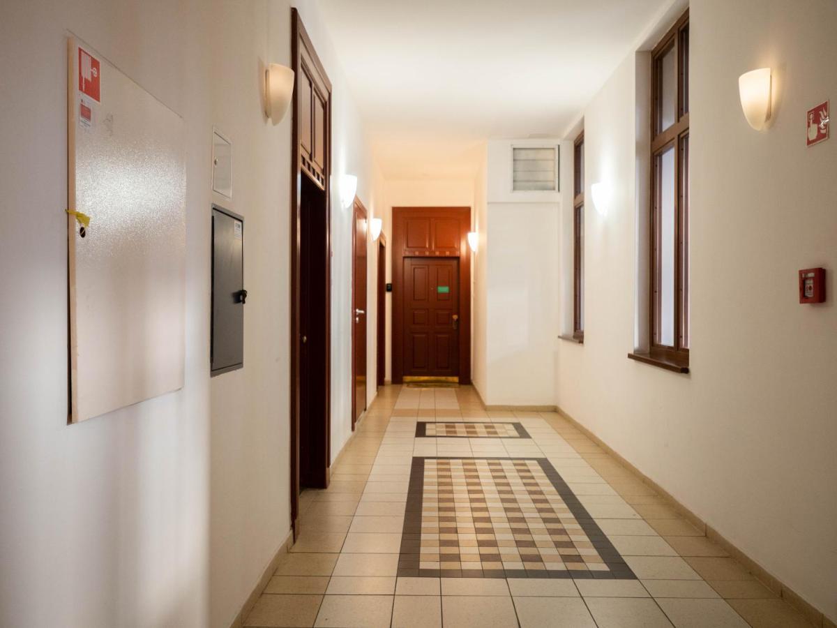 Cozy Central Apt With Garage At Gozsdu Passage Budapest Exterior foto