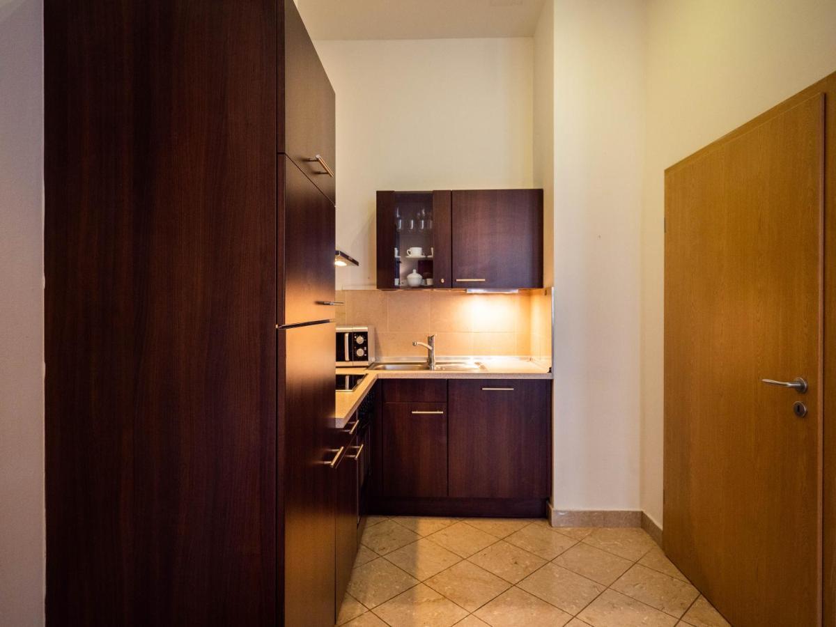 Cozy Central Apt With Garage At Gozsdu Passage Budapest Exterior foto