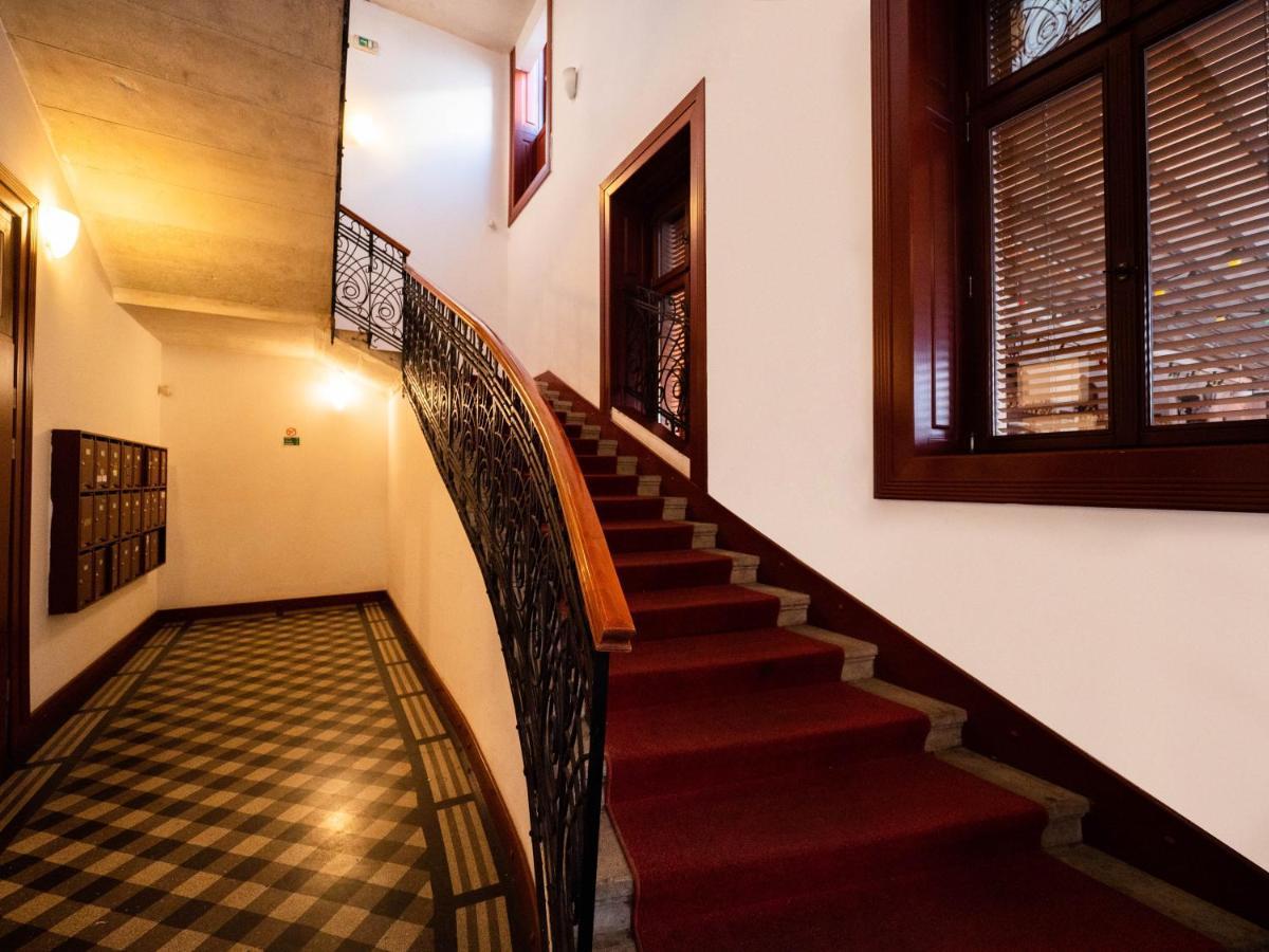 Cozy Central Apt With Garage At Gozsdu Passage Budapest Exterior foto